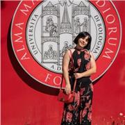 Laureata in Sociologia offre lezioni di sociologia, criminologia e vittimologia